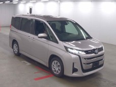TOYOTA NOAH 2022/X/ZWR90W