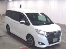 TOYOTA ESQUIRE 2020/Gi PREMIUM PKG BLACK-TAILORED/ZWR80G