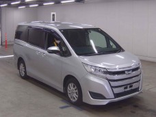 TOYOTA NOAH 2021/X/ZWR80G
