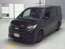 TOYOTA NOAH 2020/X/ZWR80G