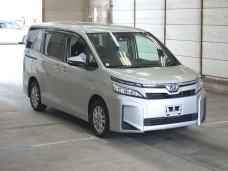 TOYOTA VOXY 2019/X/ZWR80G