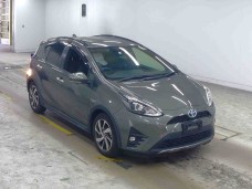 TOYOTA AQUA 2020/CROSSOVER Glam/NHP10H