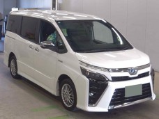 TOYOTA VOXY 2020/ZS KIRAMEKI2/ZWR80W