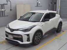 TOYOTA C-HR 2020/S GR SPORTS/ZYX11