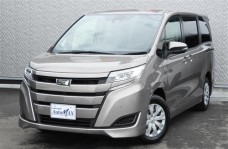 TOYOTA NOAH 2019/2.0X/ZRR80G