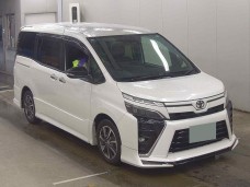 TOYOTA VOXY 2019/ZS KIRAMEWKI 2/ZRR80W