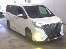 TOYOTA ESQUIRE 2020/Gi PREMIUM PKG BLACK-TAILORED/ZWR80G