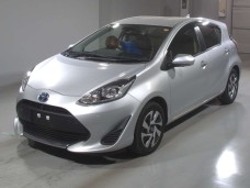 TOYOTA AQUA 2021/S STYLE BLACK/NHP10