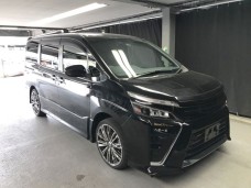 TOYOTA VOXY 2020/ZS KIRAMEKI2/ZRR80W