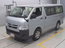 TOYOTA HIACE 2021/LONG DX/TRH200V