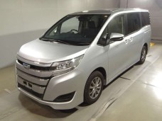 TOYOTA NOAH 2021/X/ZWR80G