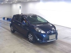 TOYOTA AQUA 2020/S STYLE BLACK/NHP10