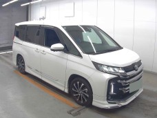 TOYOTA NOAH 2024/7265000/ZWR90W