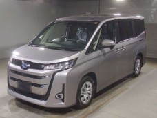 TOYOTA NOAH 2022/X/ZWR90W