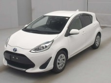 TOYOTA AQUA 2021/S/NHP10