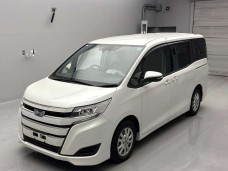 TOYOTA NOAH 2020/X/ZWR80G