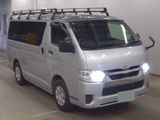 TOYOTA HIACE 2022/DX GL PKG/TRH200V