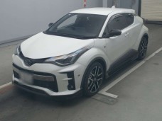 TOYOTA C-HR 2020/S GR SPORT/ZYX11