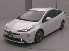 TOYOTA PRIUS 2021/A TOURING SELECTION/ZVW51
