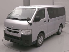 TOYOTA HIACE 2021/DX/TRH200V