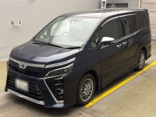 TOYOTA VOXY 2021/ZS KIRAMEKI3/ZWR80W
