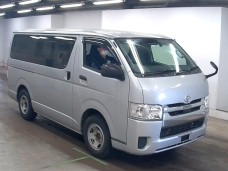 TOYOTA HIACE 2020/DX GL PKG/TRH200V