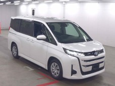 TOYOTA NOAH 2022/X/ZWR90W