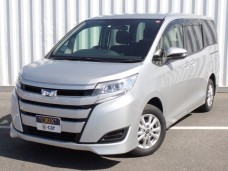 TOYOTA NOAH 2021/X/ZWR80G