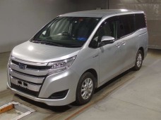 TOYOTA NOAH 2020/X/ZWR80G