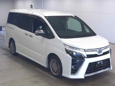 TOYOTA VOXY 2021/ZS KIRAMEKI3/ZWR80W