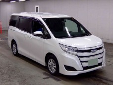 TOYOTA NOAH 2021/X/ZWR80G