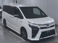 TOYOTA VOXY 2020/ZS KIRAMEKI2/ZWR80W