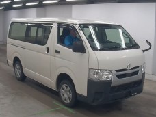 TOYOTA HIACE 2021/DX/TRH200V