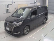 TOYOTA ESQUIRE 2020/Gi PREMIUM PKG BLACK-TAILORED/ZWR80G