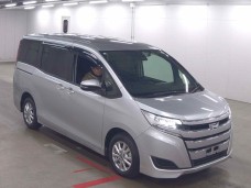 TOYOTA NOAH 2021/X/ZWR80G